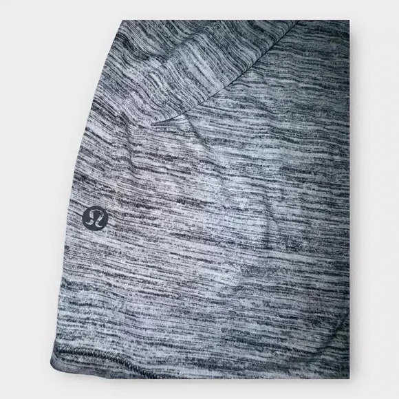 Women's Lululemon Tank 4 / Small Thin Racerback Heathered Gray - Picture 4 of 4